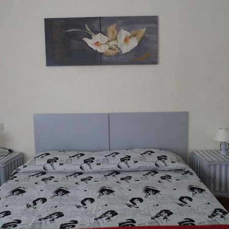 Lina Hotel Stintino Eksteriør billede