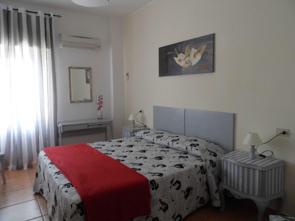 Lina Hotel Stintino Værelse billede